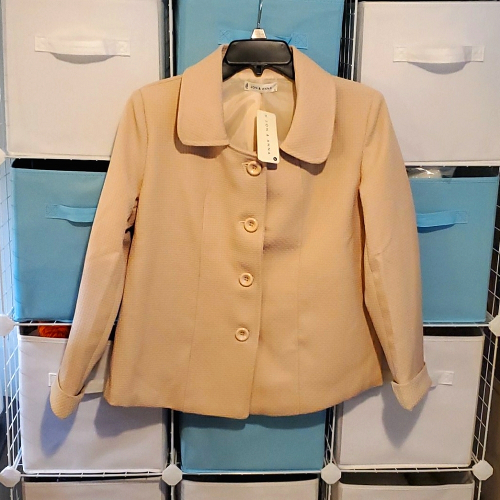 NWT Jon & Anna jacket